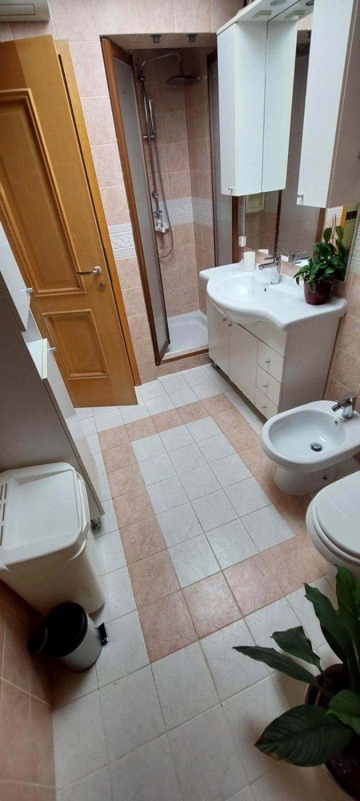 Apartma Mimi Dekani Luaran gambar