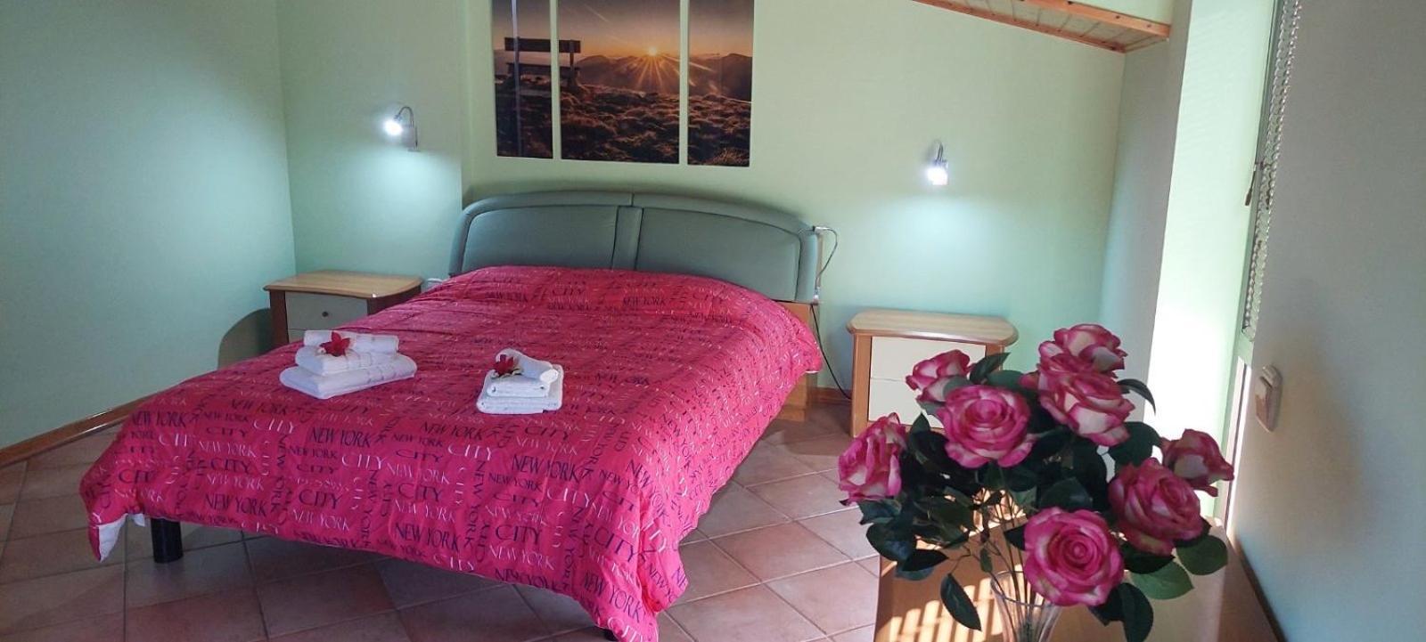 Apartma Mimi Dekani Luaran gambar