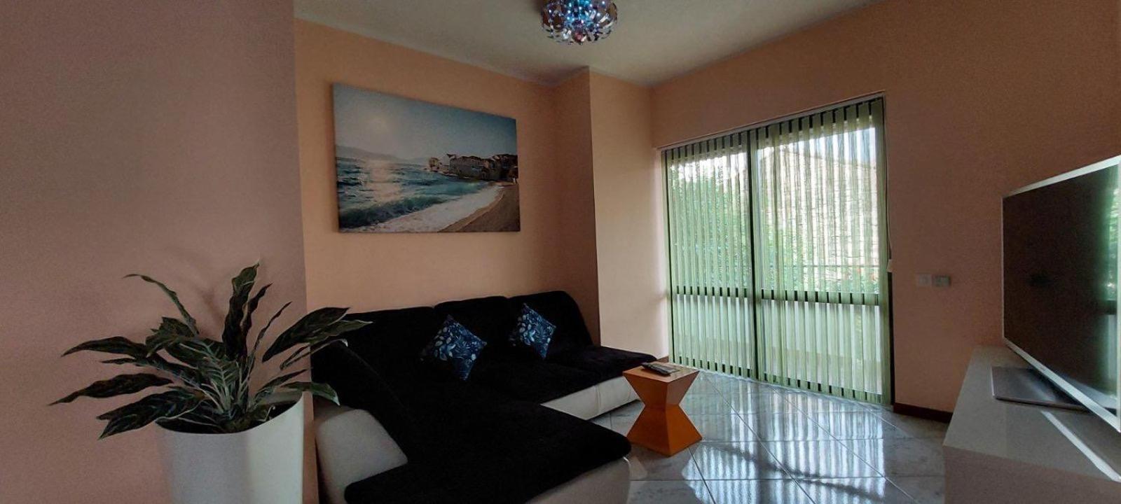 Apartma Mimi Dekani Luaran gambar